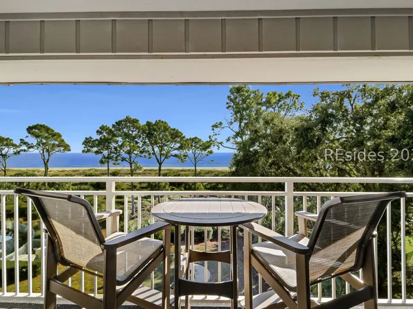 43 S Forest Beach Dr APT 420, Hilton Head Island, SC 29928