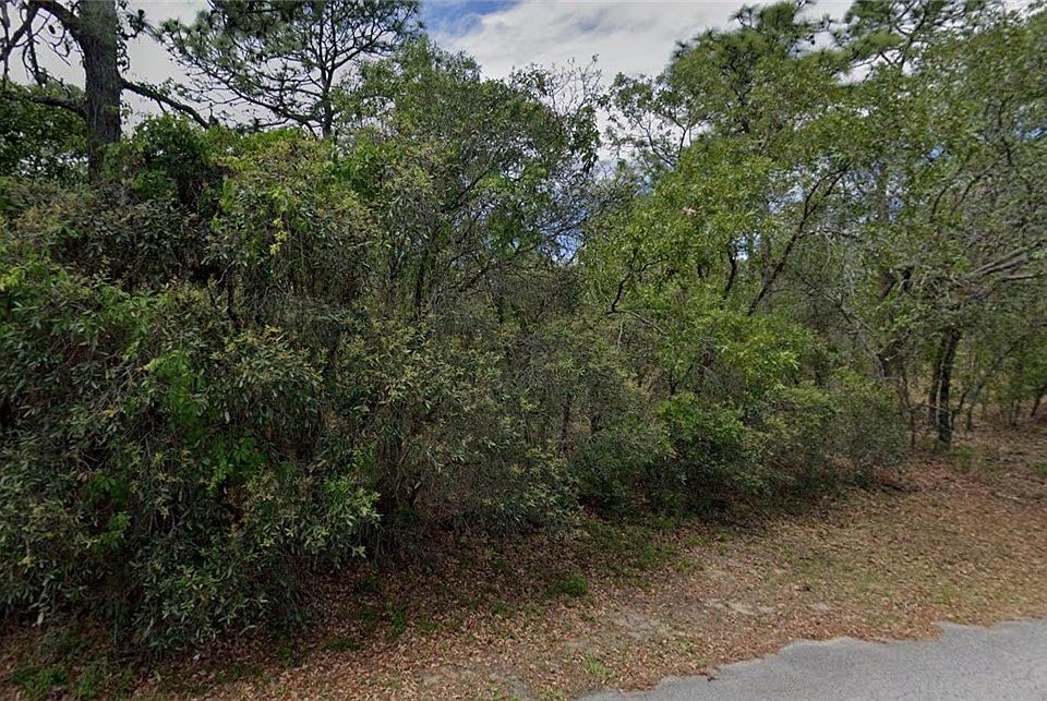 2nd image of 14 Eugenia Ct W