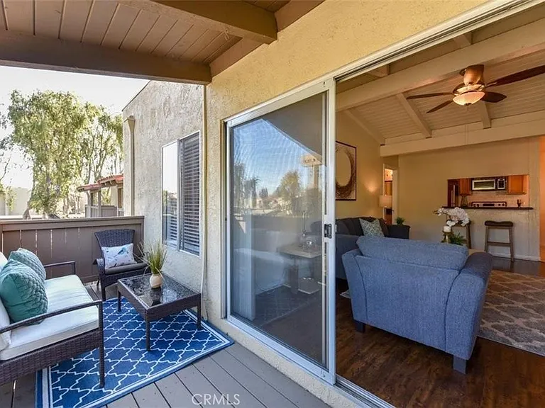 1345 Cabrillo Park Dr — Photo 9