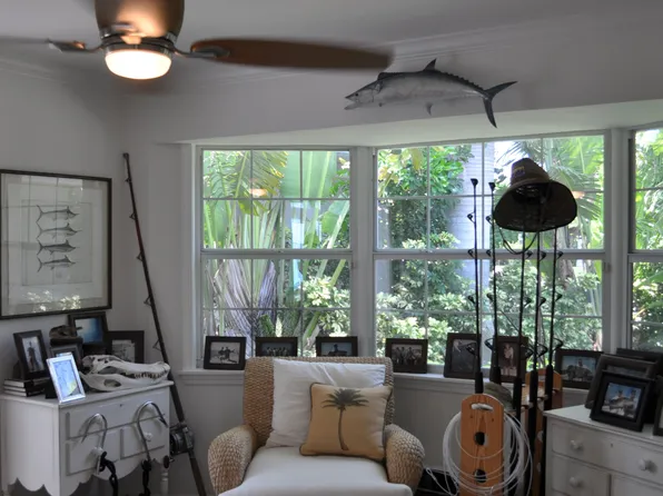 450 22nd St, Belleair Beach, FL 33786