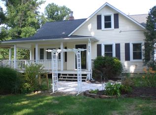 355 Toll Branch Rd, Johnson City, TN 37601