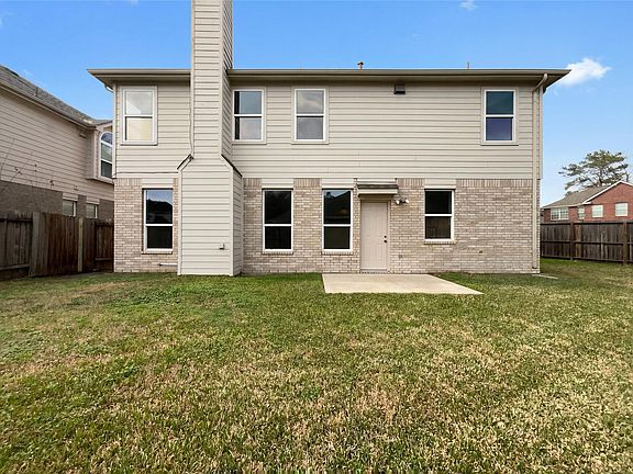 5th image of 11919 Leaf Oak Dr