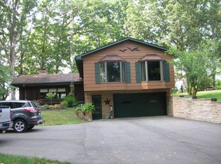 404 Lakeshore Dr, Ashland, OH 44805