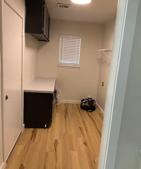 1319 Kansas St — Photo 3
