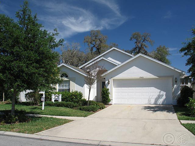 1st image of 15418 Osprey Glen Dr