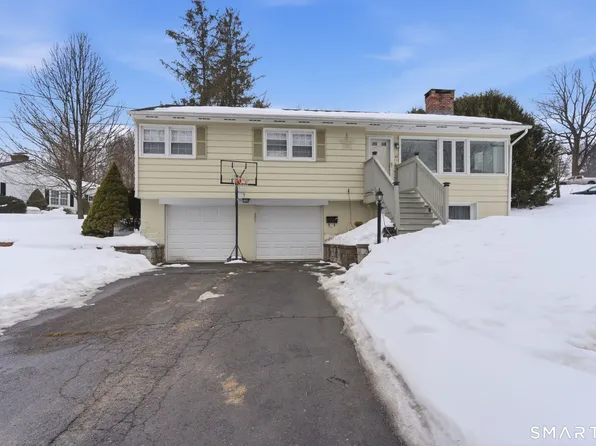 45 Walnut Street, Watertown, CT 06795