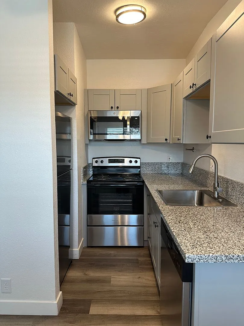 272 Boulder Creek Drive — Photo 1
