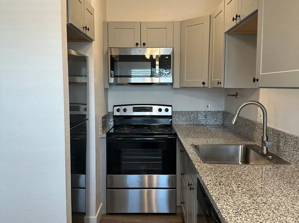 272 Boulder Creek Drive, 272 Boulder Creek Dr #2, Redding, CA 96003