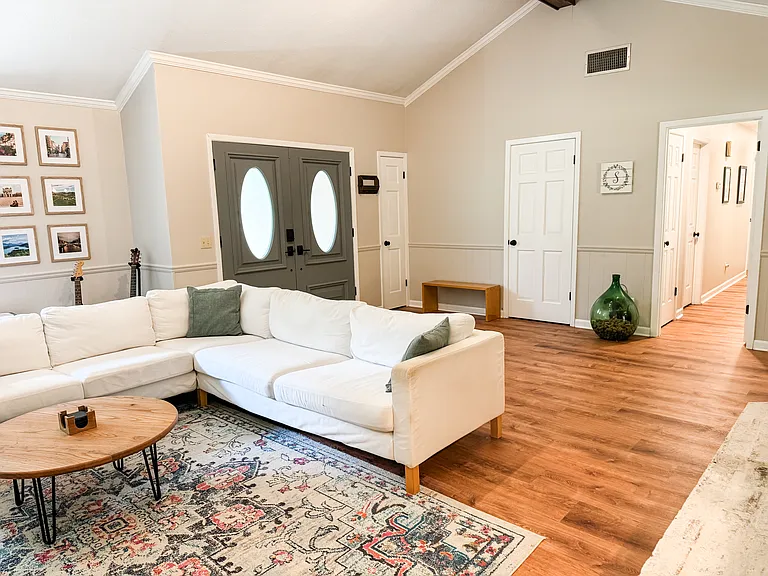 306 Oak Ridge Cir — Photo 26