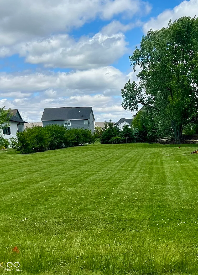 7854 E County Road 200 N photo 1