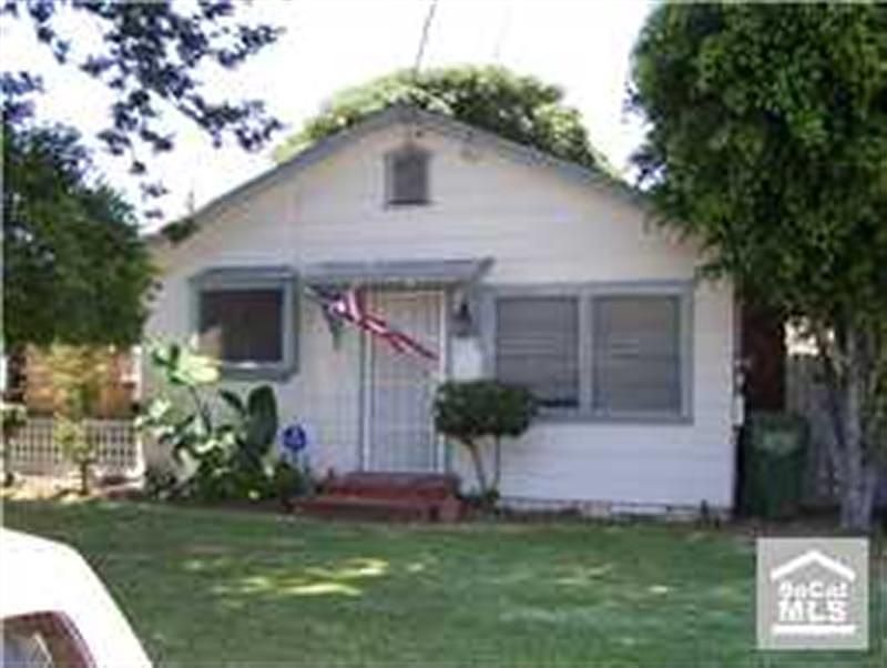 1st image of 8519 Greenleaf Ave