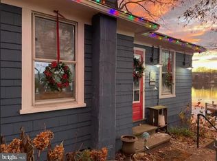 130 Greenland Beach Rd, Baltimore, MD 21226