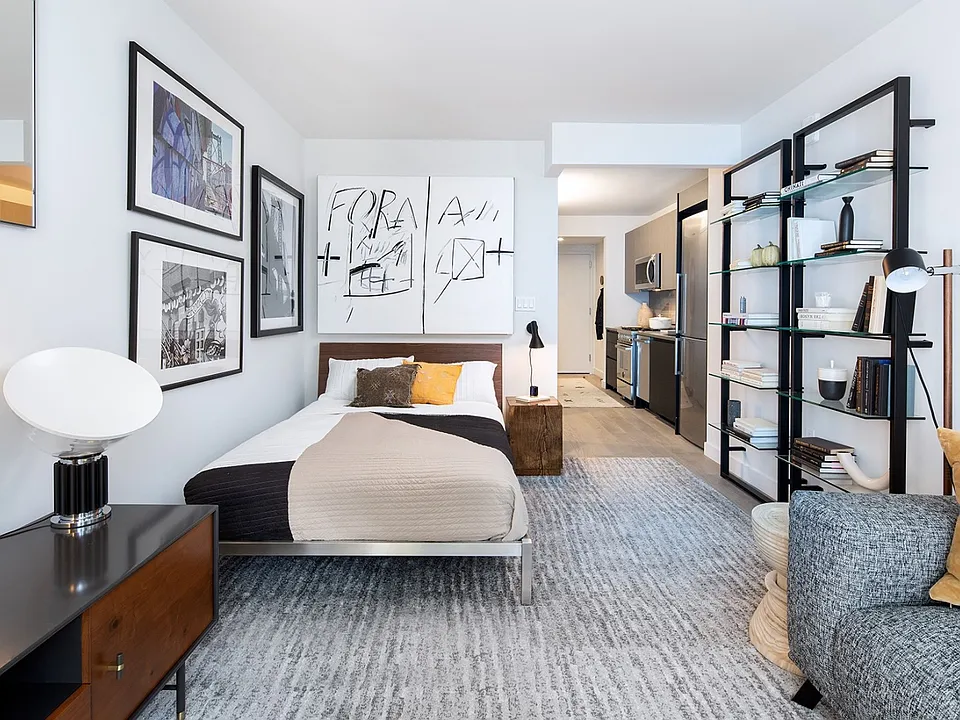 416 Kent Ave #18040