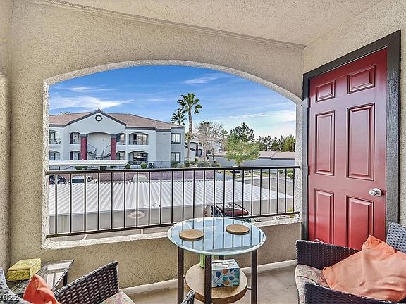 5th image of 950 Seven Hills Dr APT 924