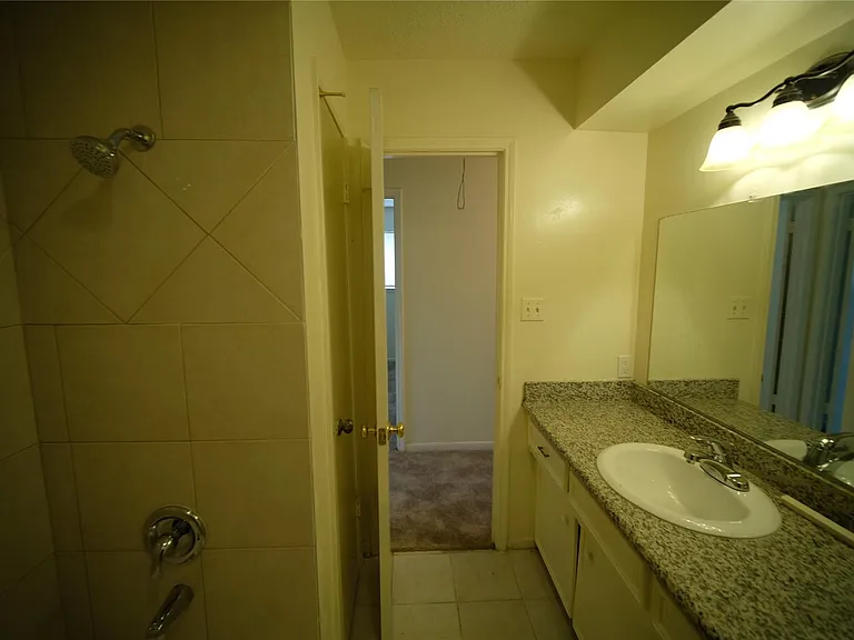 12618 Bexley Dr — Photo 15