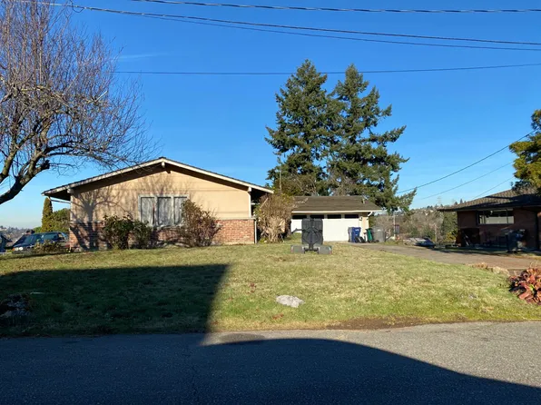 610 S 18th St, Renton, WA 98055