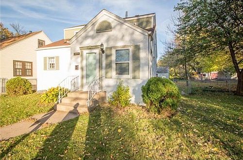 1st image of 3934 Girard Ave N