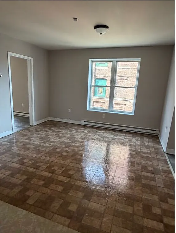 2 bed, $1,250 — Photo 1