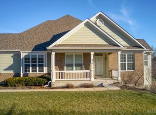 810 Cambridge Dr, Batavia, IL 60510