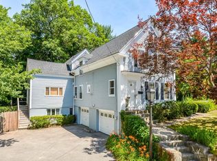 9 Pine Hill Ave, Chelmsford, MA 01824