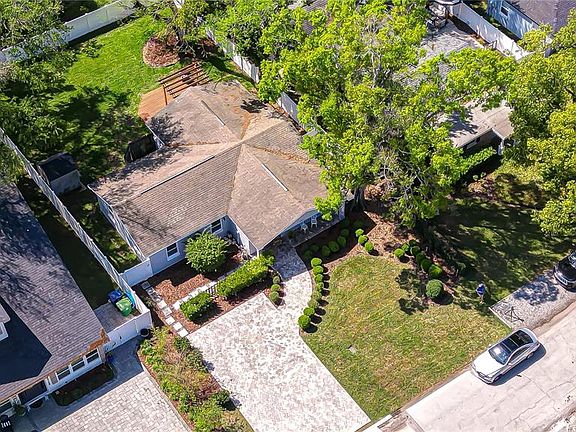 3rd image of 4712 W TAMBAY AVENUE