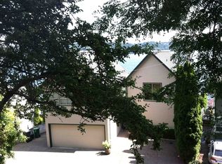 10502 Riviera Pl NE, Seattle, WA 98125