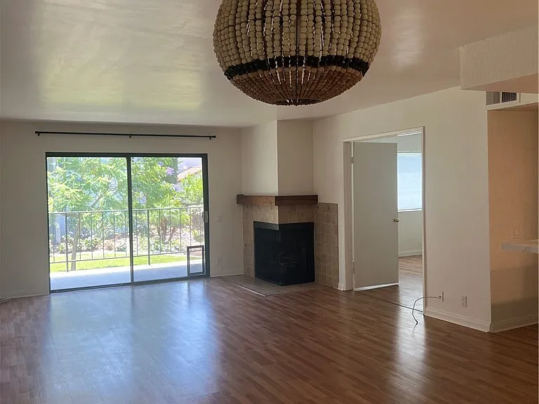 234 E Fern Ave #106 — Photo 5