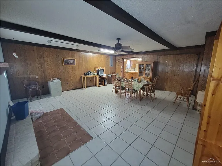 2508 Harvey St — Photo 7
