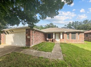 2118 Wagon Wheel Trl, Corinth, TX 76208