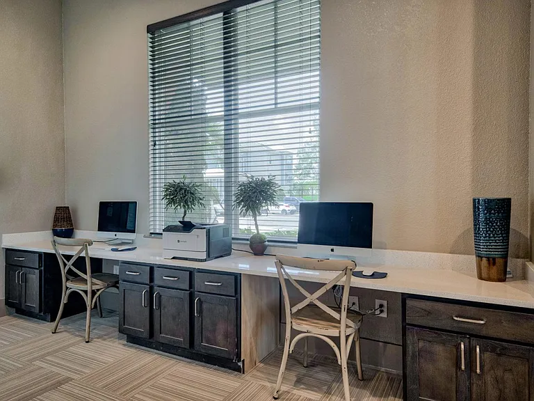 Catalon at Lago Mar I & II — Photo 22