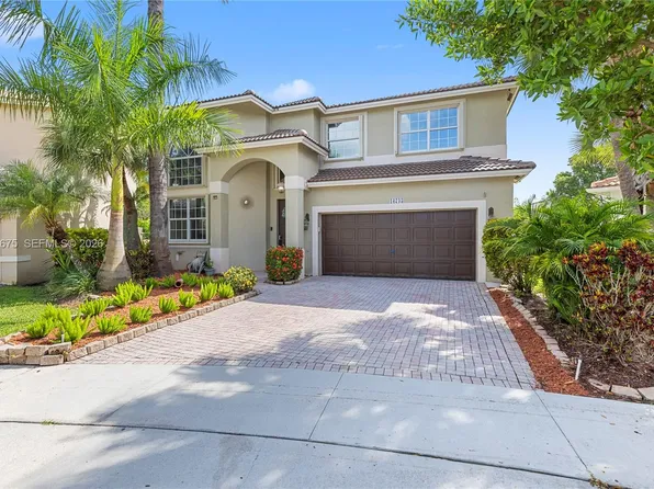 16745 NW 12th Ct, Pembroke Pines, FL 33028