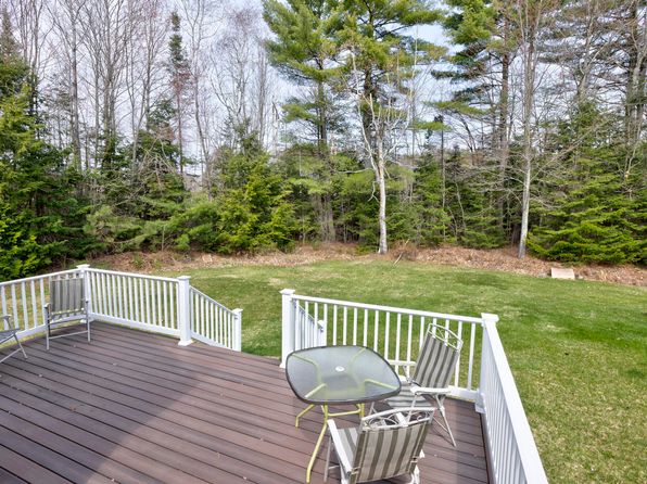 20 Wedgewood Drive, Saco, ME 04072