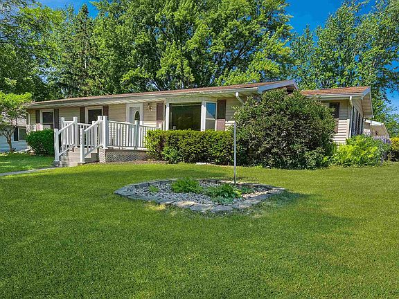5th image of 1499 Hemlock Drive