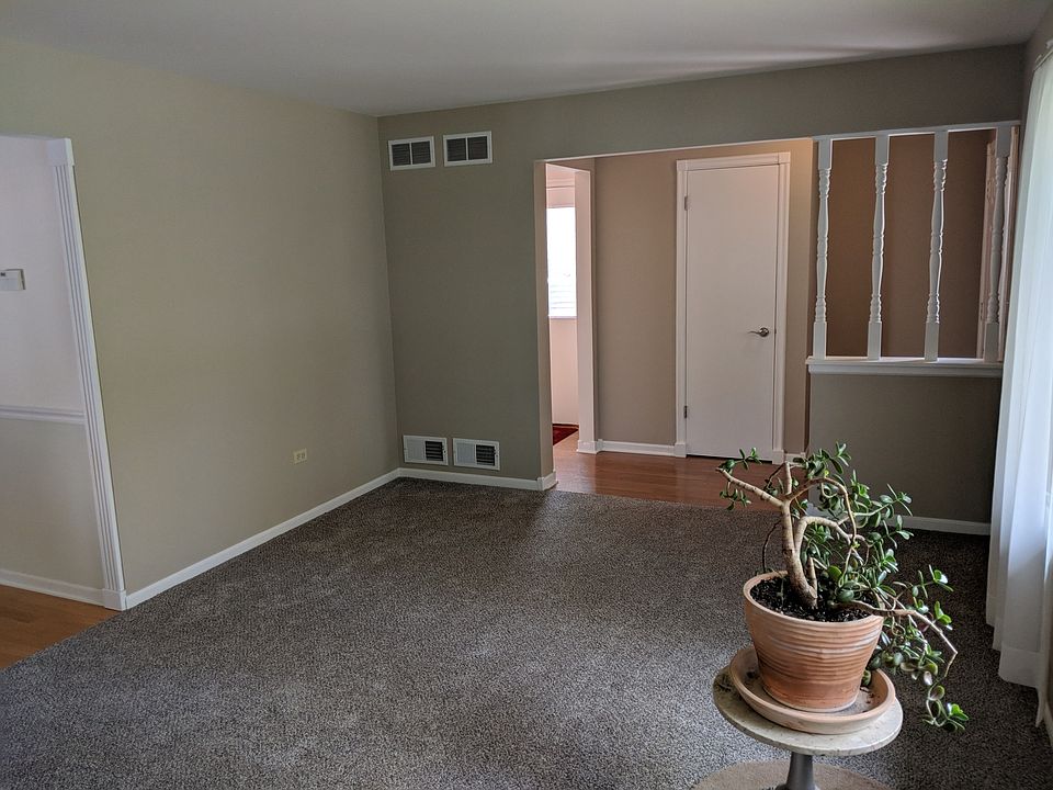 2nd image of 225 Gum St