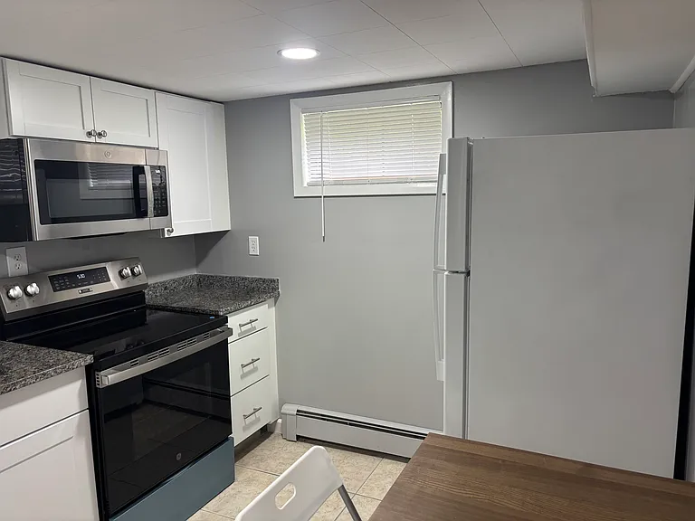24 Biscayne Dr #24A — Photo 5