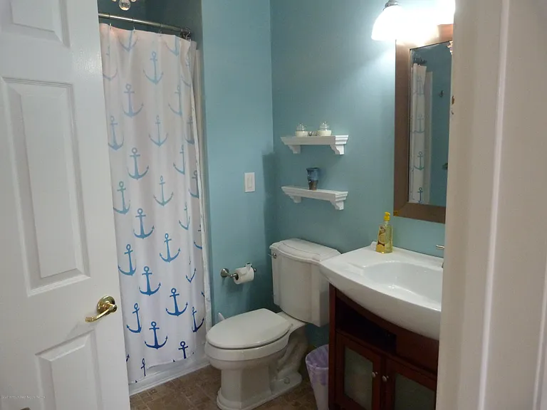 4 Ocean Ave #14 — Photo 30