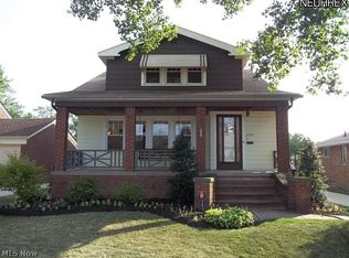 6434 Monmouth Rd, Cleveland, OH 44129