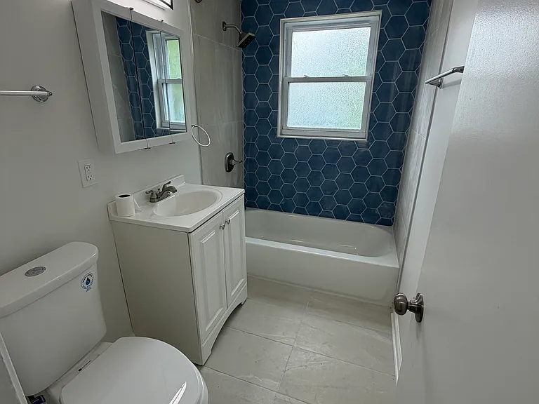 Main bathroom