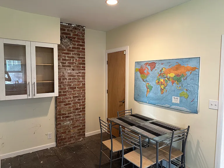 1105 N Main Ave — Photo 15