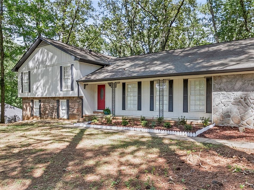 1st image of 5211 Woodland Forrest Dr