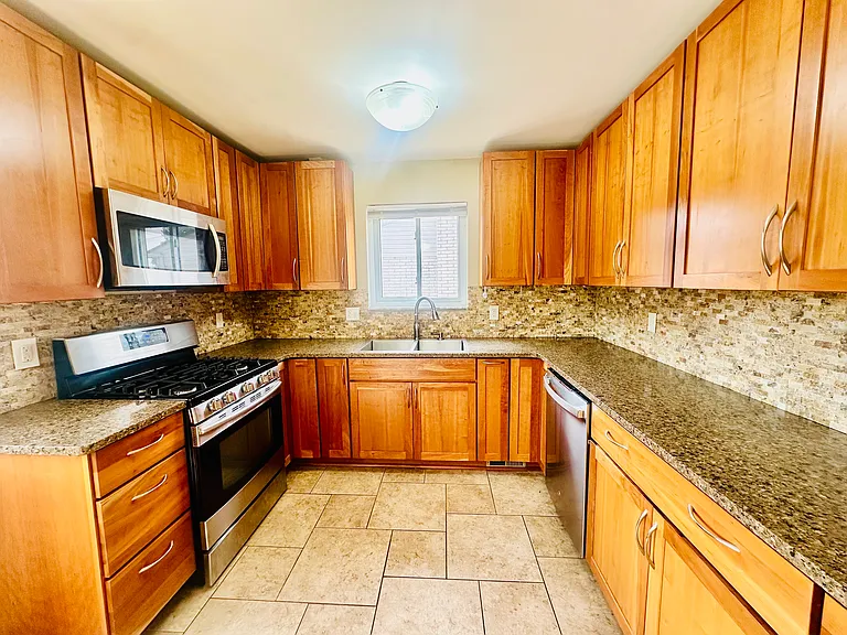 39326 Roland Dr — Photo 6
