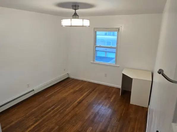 (undisclosed Address), Moonachie, NJ 07074