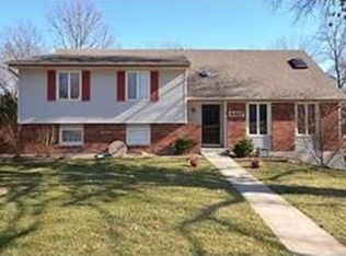 6817 N Dawn Ln, Kansas City, MO 64151