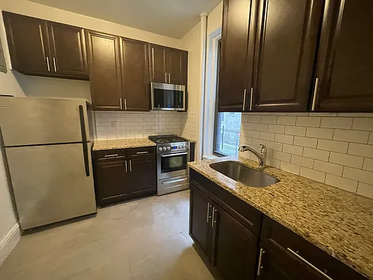 Rented by MQ Realty LLC | media 5