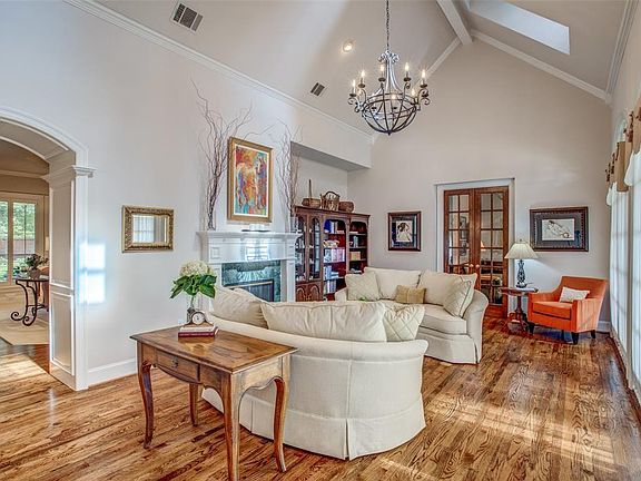 2nd image of 4647 Driftwood Dr