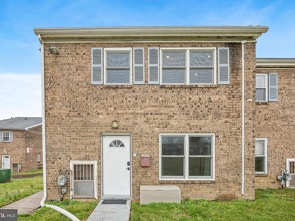 1st image of 12135 Academy Rd Unit 19