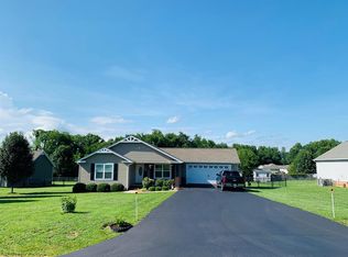136 Saddle Dr, Sparta, TN 38583
