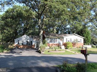 206 Pike Rd, Pasadena, MD 21122