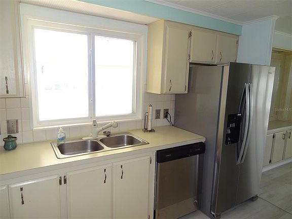 5th image of 7409 Stillwater Dr