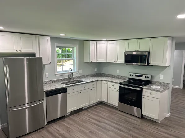 3 Ryle Way #A, Kittery, ME 03904